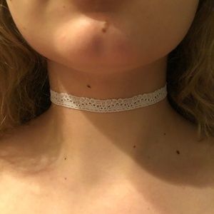 handmade white lace choker 🥀